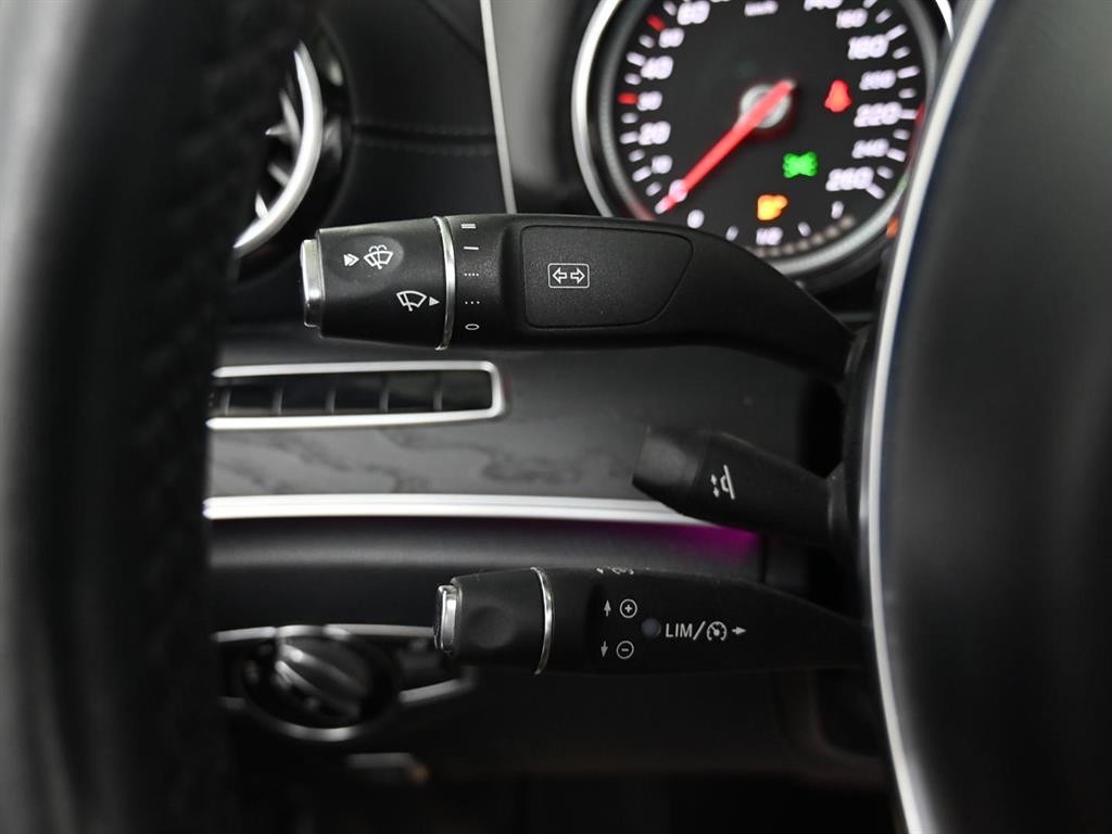 벤츠 E 클래스 E-클래스 W213 E220d 카브리올레 이미지 16