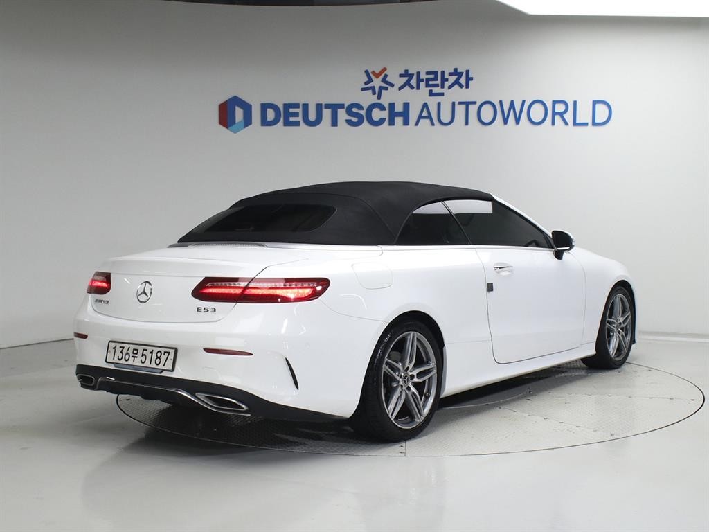 벤츠 E 클래스 E-클래스 W213 E220d 카브리올레 이미지 2