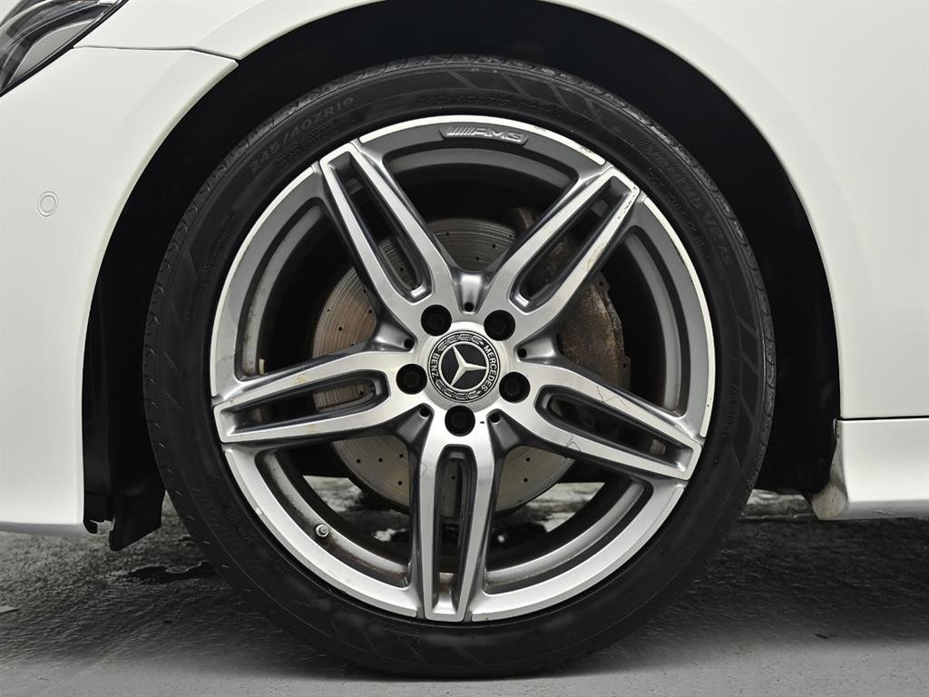 벤츠 E 클래스 E-클래스 W213 E220d 카브리올레 이미지 5