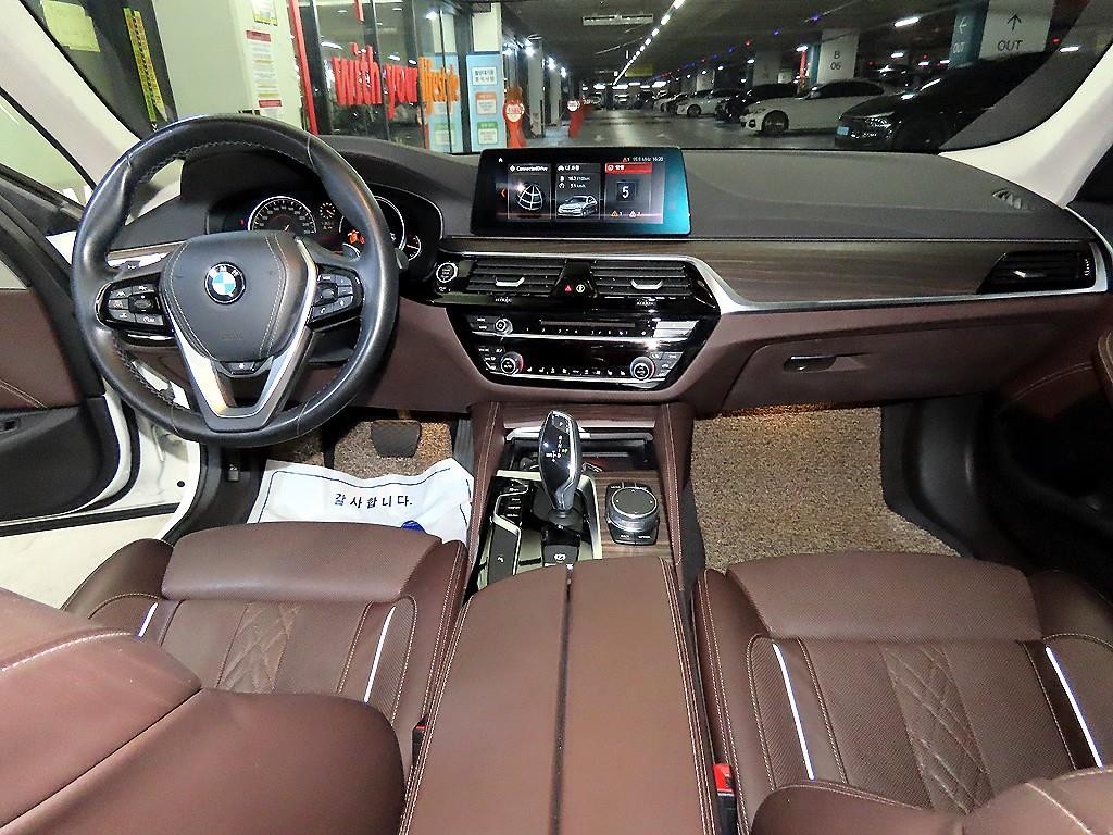 BMW 5시리즈 5시리즈 (G30) 530i xDrive 럭셔리 플러스 이미지 10