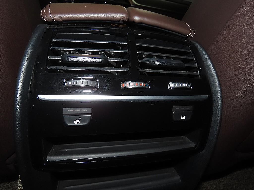 BMW 5시리즈 5시리즈 (G30) 530i xDrive 럭셔리 플러스 이미지 14