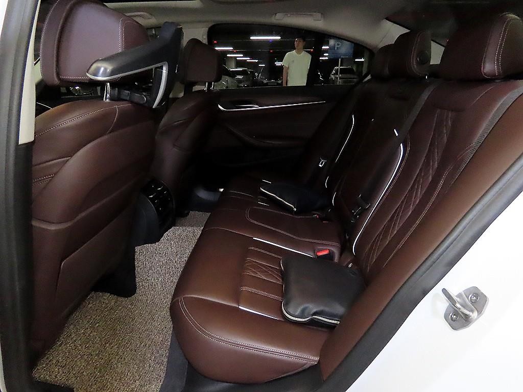 BMW 5시리즈 5시리즈 (G30) 530i xDrive 럭셔리 플러스 이미지 7