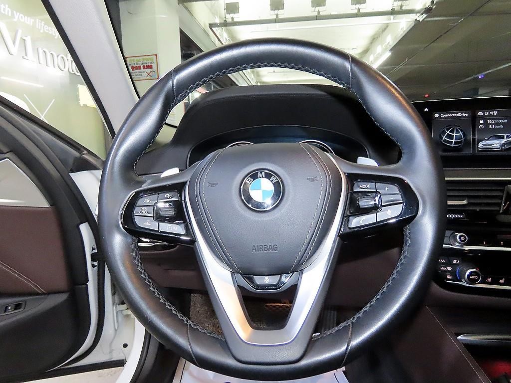 BMW 5시리즈 5시리즈 (G30) 530i xDrive 럭셔리 플러스 이미지 8