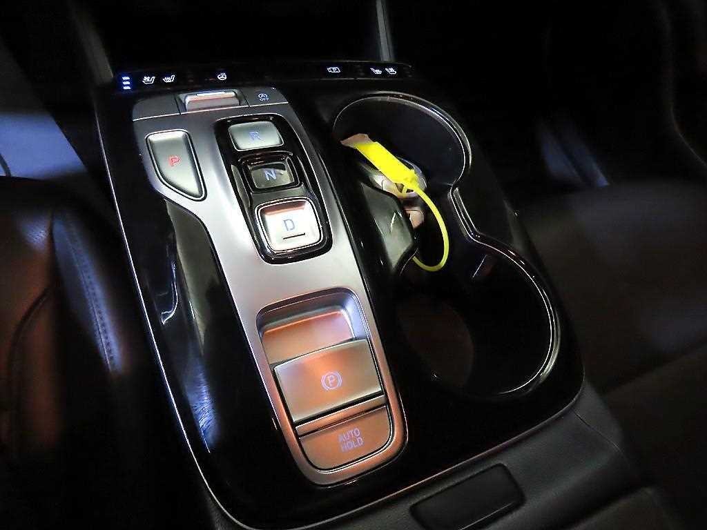 현대 투싼 투싼 (NX4) 디젤 2.0 2WD 모던 이미지 12