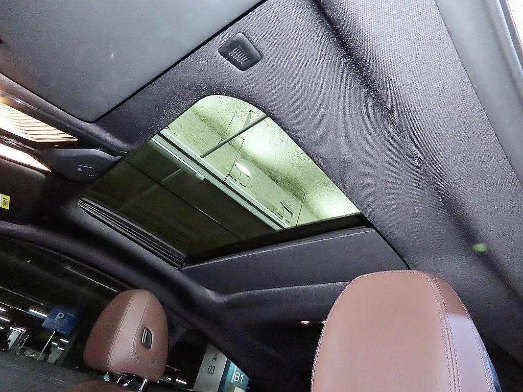 BMW 4시리즈 4시리즈 (G22) 420d 쿠페 M 스포츠 이미지 17