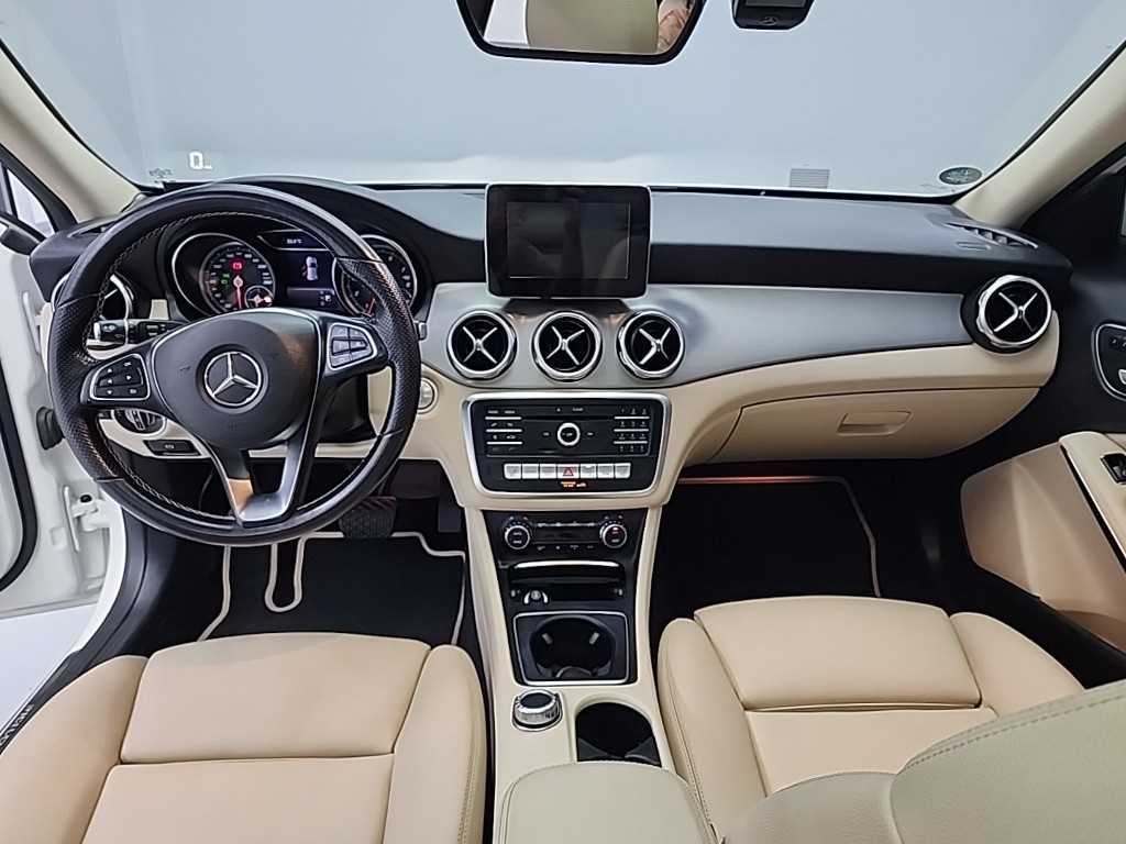 벤츠 GLA 클래스 GLA클래스 X156 GLA220 프리미엄 이미지 1