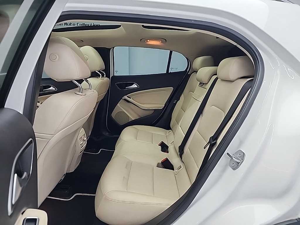 벤츠 GLA 클래스 GLA클래스 X156 GLA220 프리미엄 이미지 11