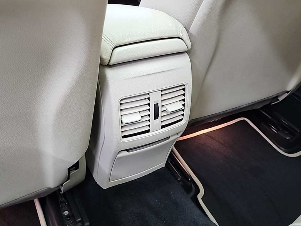 벤츠 GLA 클래스 GLA클래스 X156 GLA220 프리미엄 이미지 13