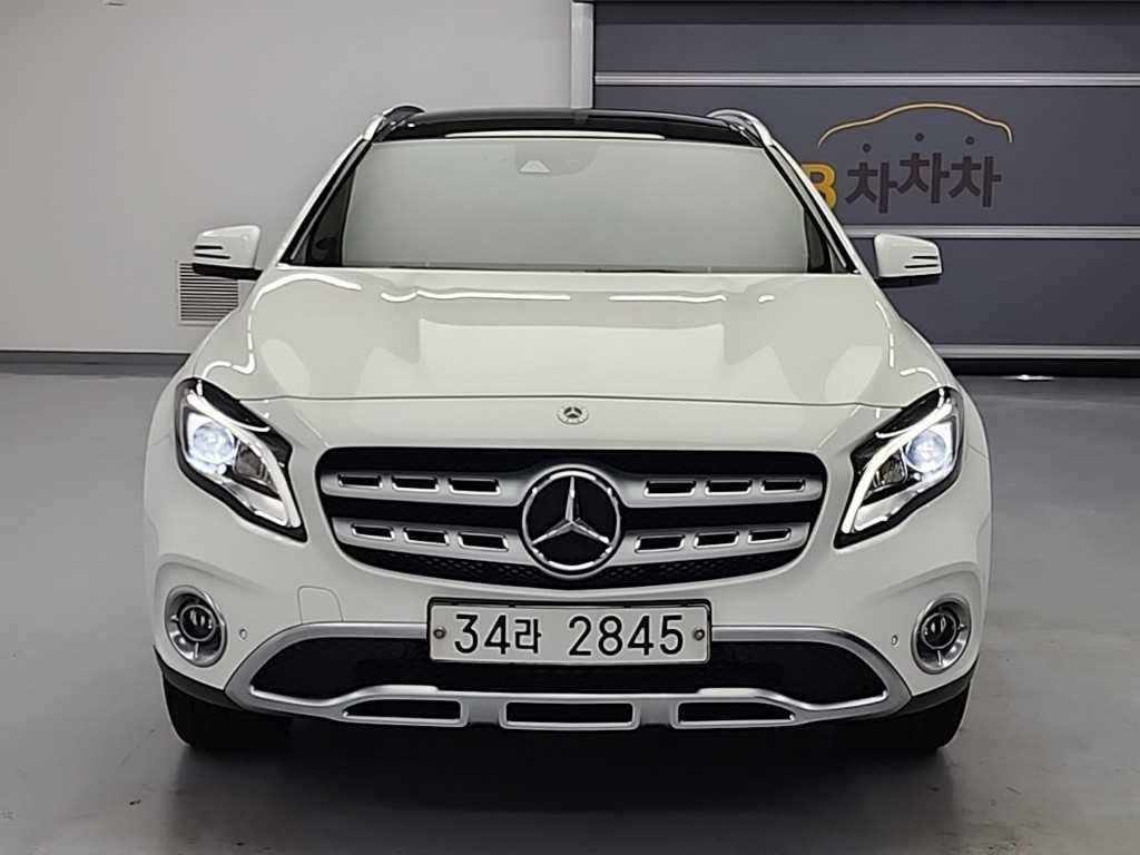 벤츠 GLA 클래스 GLA클래스 X156 GLA220 프리미엄 이미지 3
