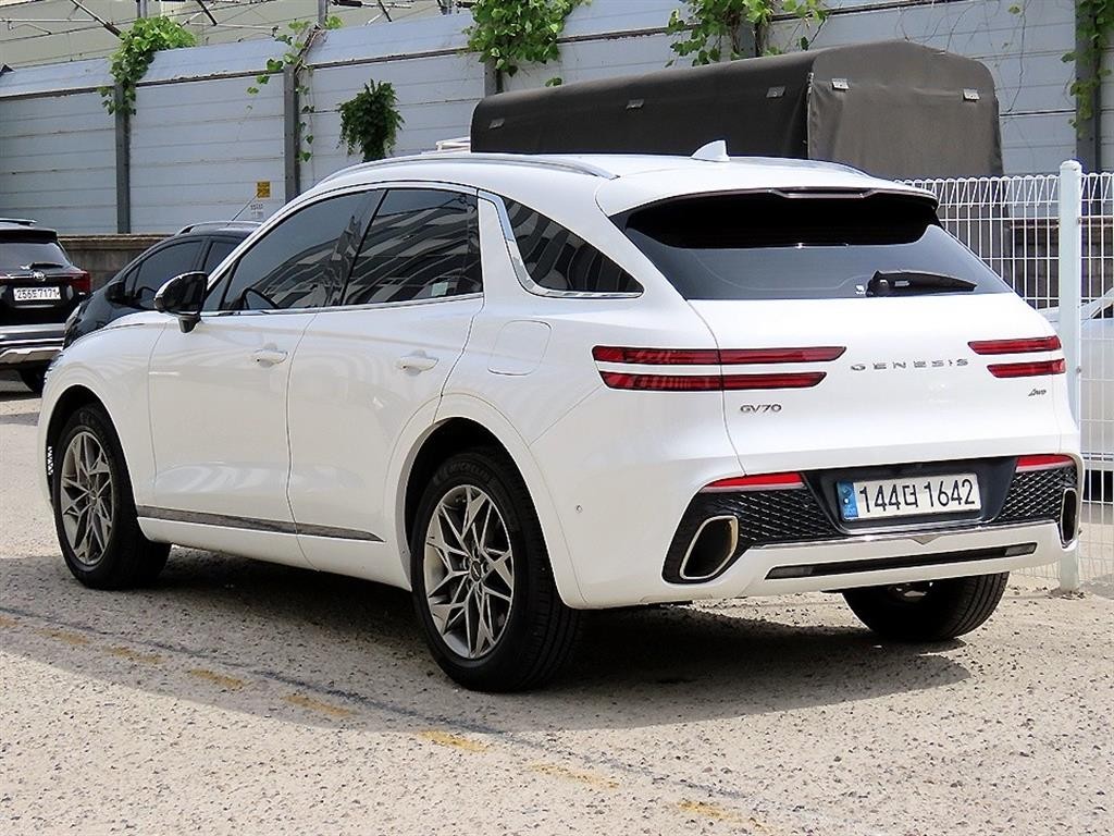 제네시스 GV70 2.5T 가솔린 AWD 기본형 이미지 3