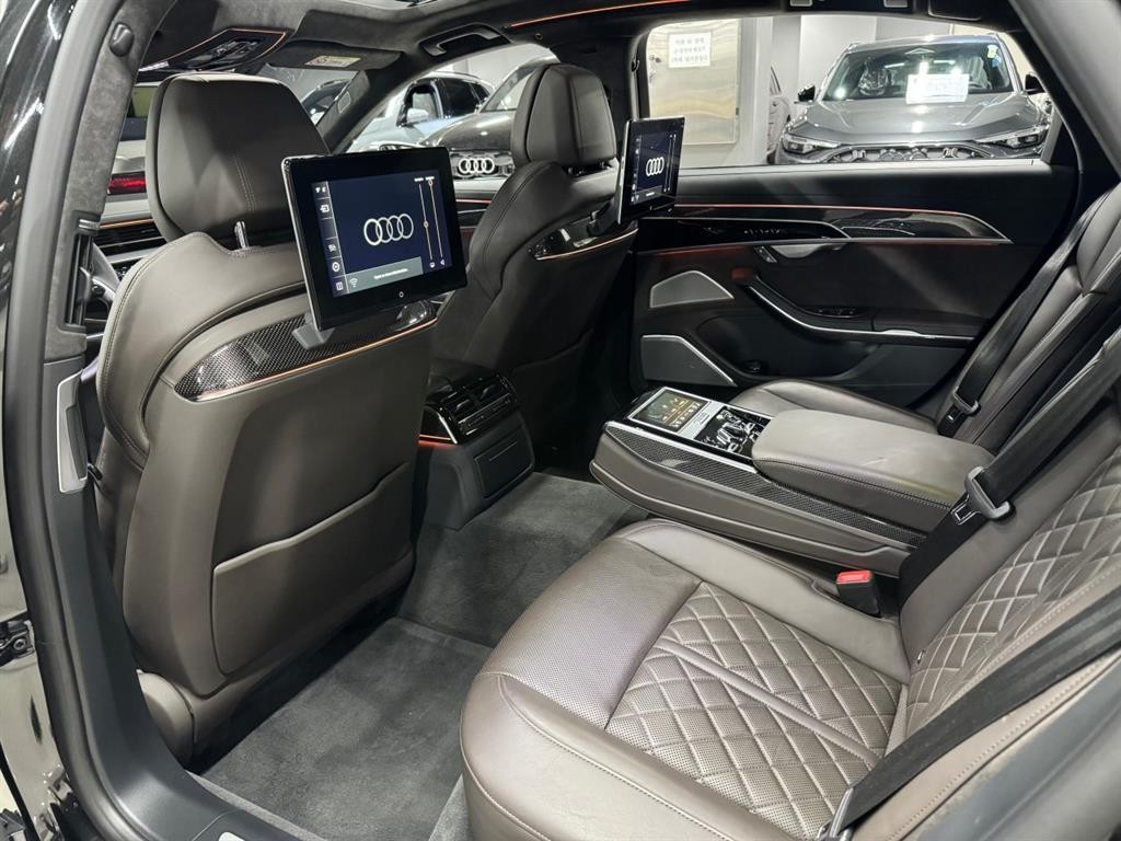 아우디 S8 S8 (D5) 4.0 TFSI 콰트로 LWB 이미지 12