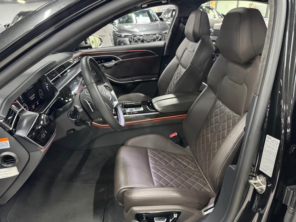 아우디 S8 S8 (D5) 4.0 TFSI 콰트로 LWB 이미지 8