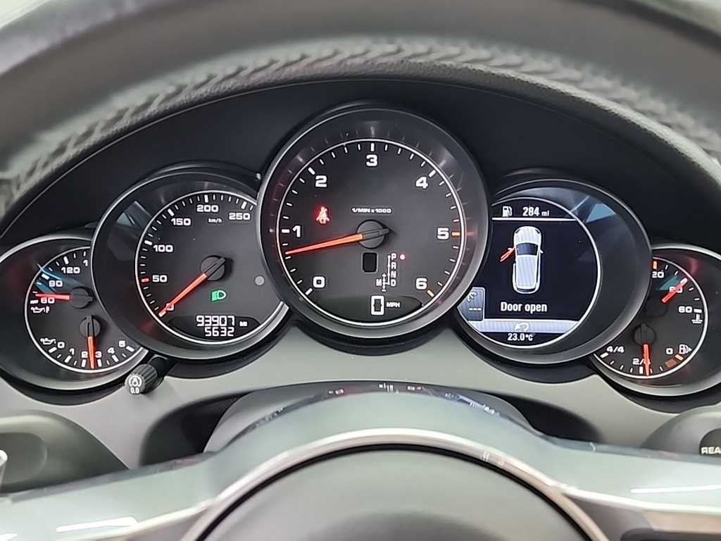 포르쉐 카이엔 뉴 카이엔 3.0 디젤 이미지 6
