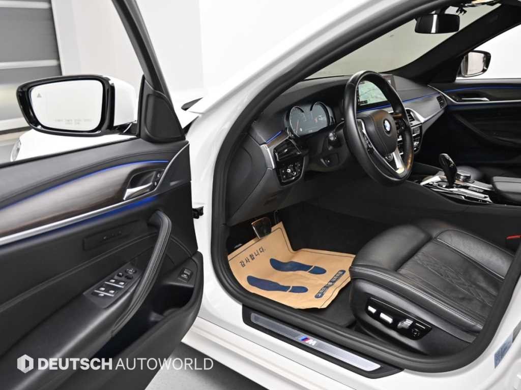 BMW 5시리즈 5시리즈 (G30) 530i M 스포츠 플러스 이미지 11
