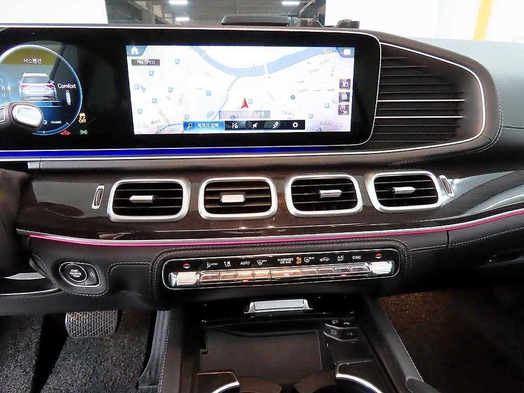벤츠 GLE 클래스 GLE 클래스 W167 GLE 300d 4MATIC 이미지 13