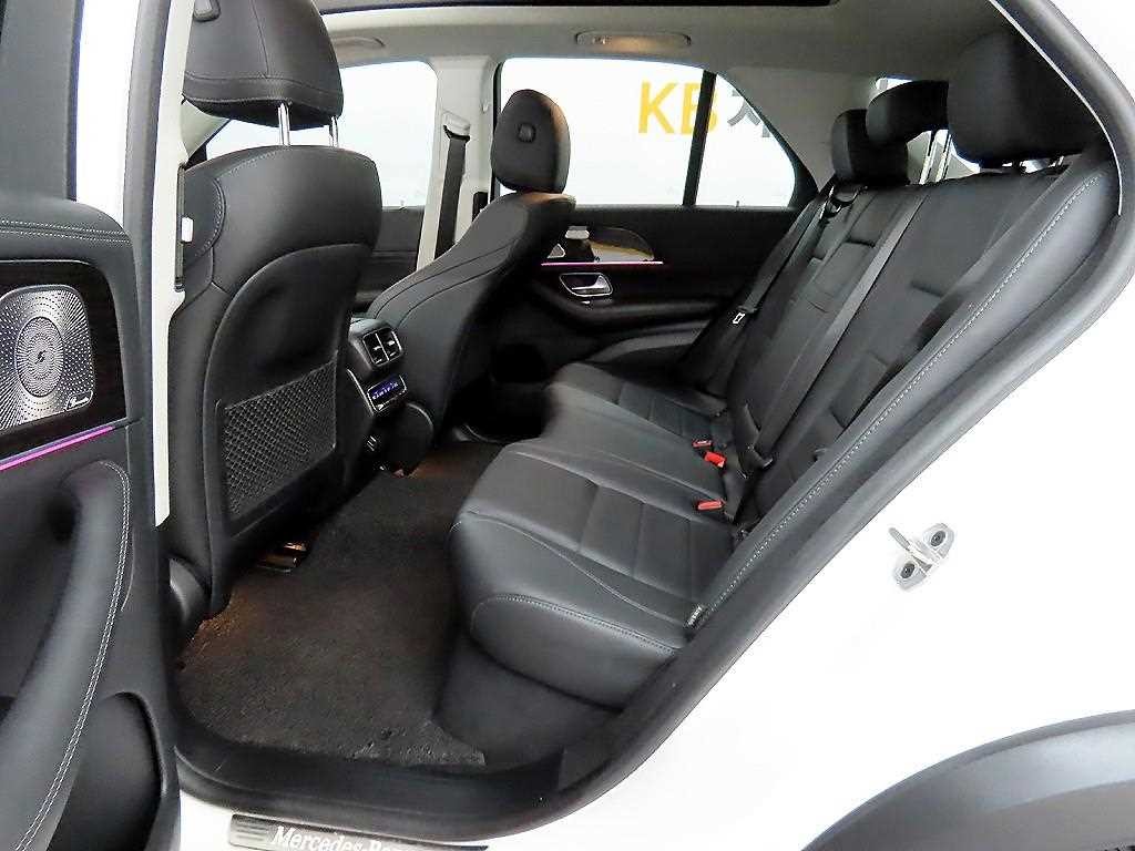 벤츠 GLE 클래스 GLE 클래스 W167 GLE 300d 4MATIC 이미지 6