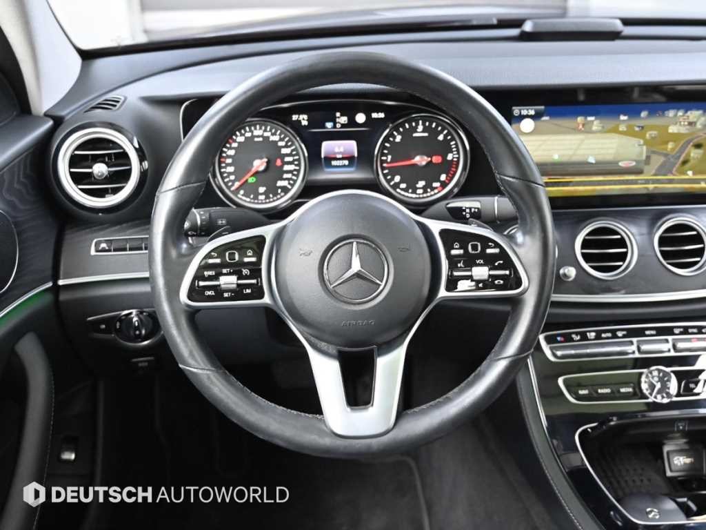 벤츠 E 클래스 E-클래스 W213 E220d 아방가르드 이미지 13