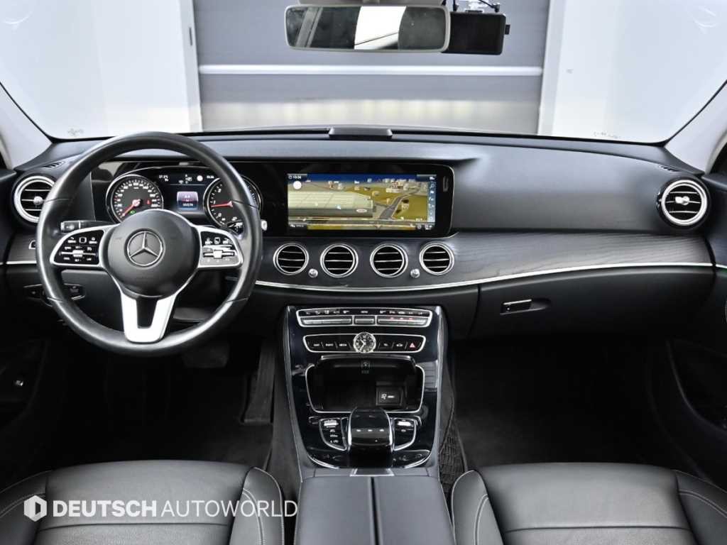 벤츠 E 클래스 E-클래스 W213 E220d 아방가르드 이미지 8