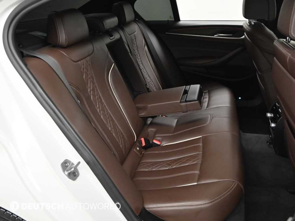 BMW 5시리즈 5시리즈 (G30) 530i M 스포츠 플러스 이미지 12