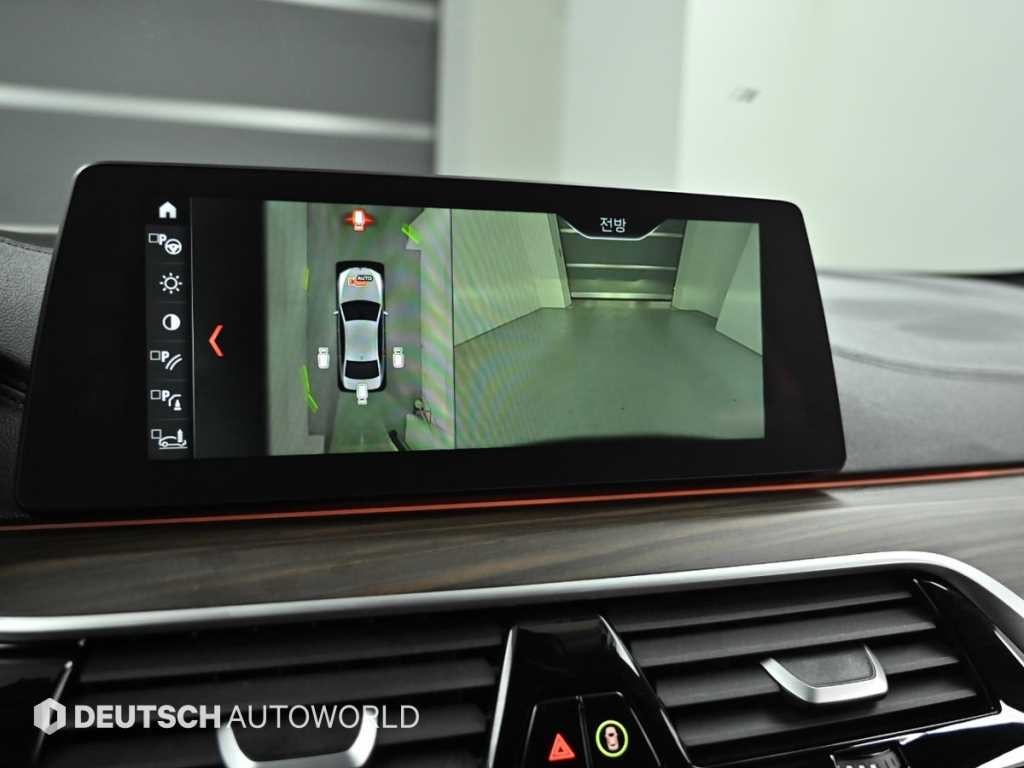 BMW 5시리즈 5시리즈 (G30) 530i M 스포츠 플러스 이미지 15
