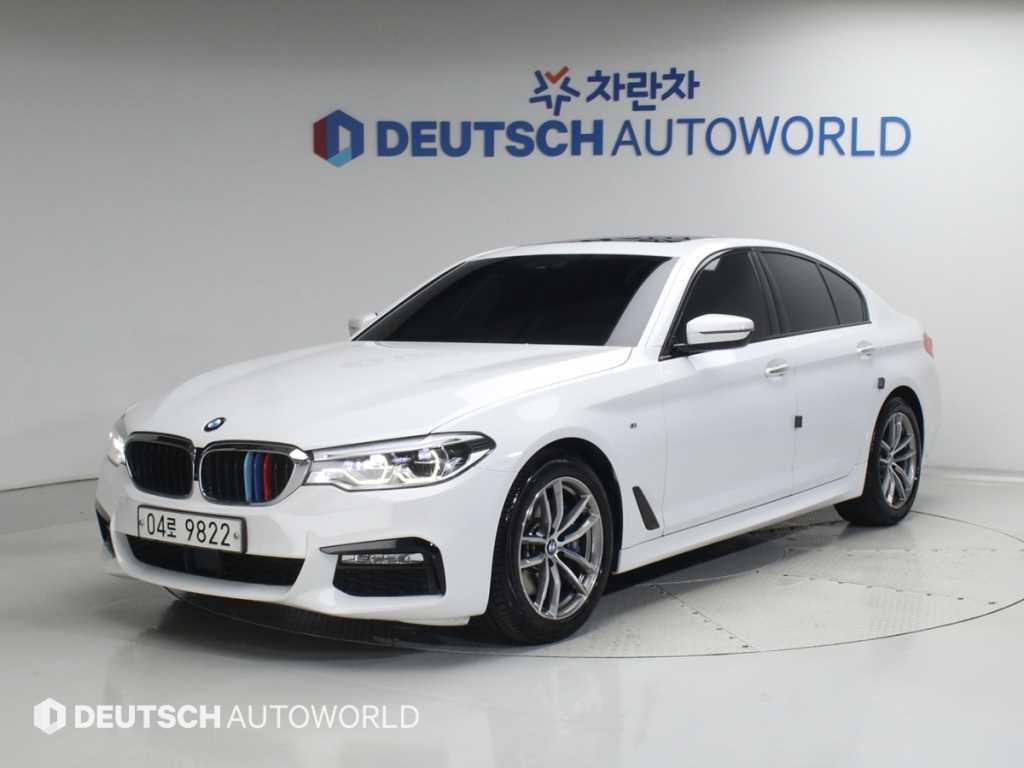 BMW 5시리즈 5시리즈 (G30) 530i M 스포츠 플러스 이미지 2