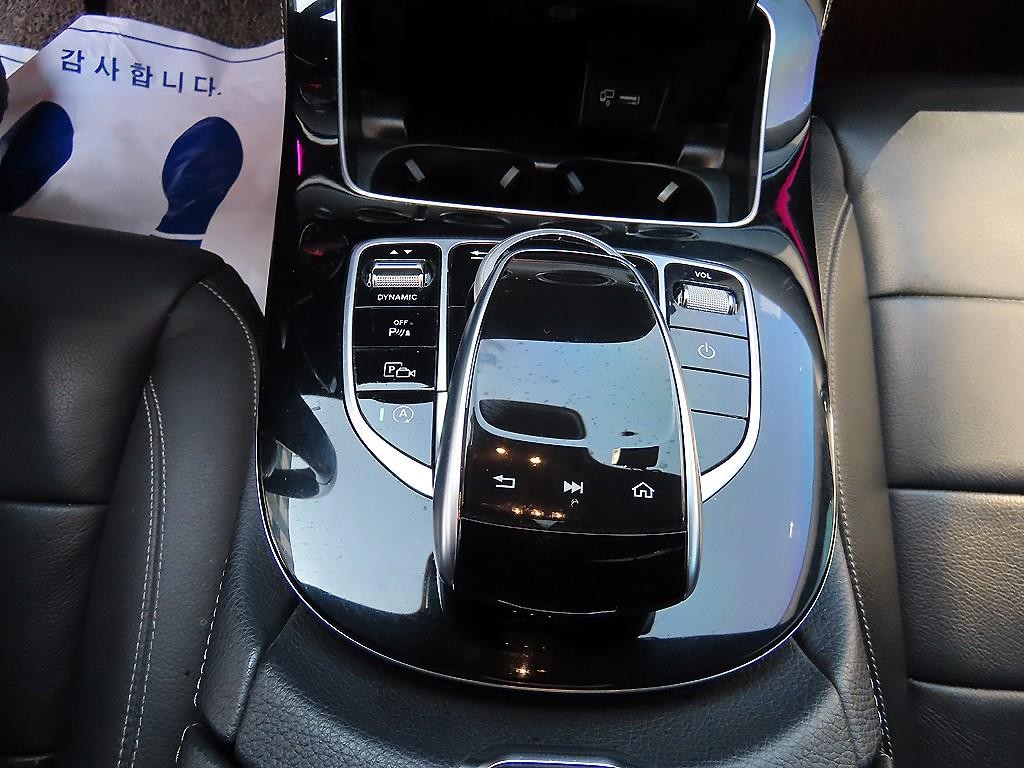벤츠 E 클래스 E-클래스 W213 E300 아방가르드 이미지 12