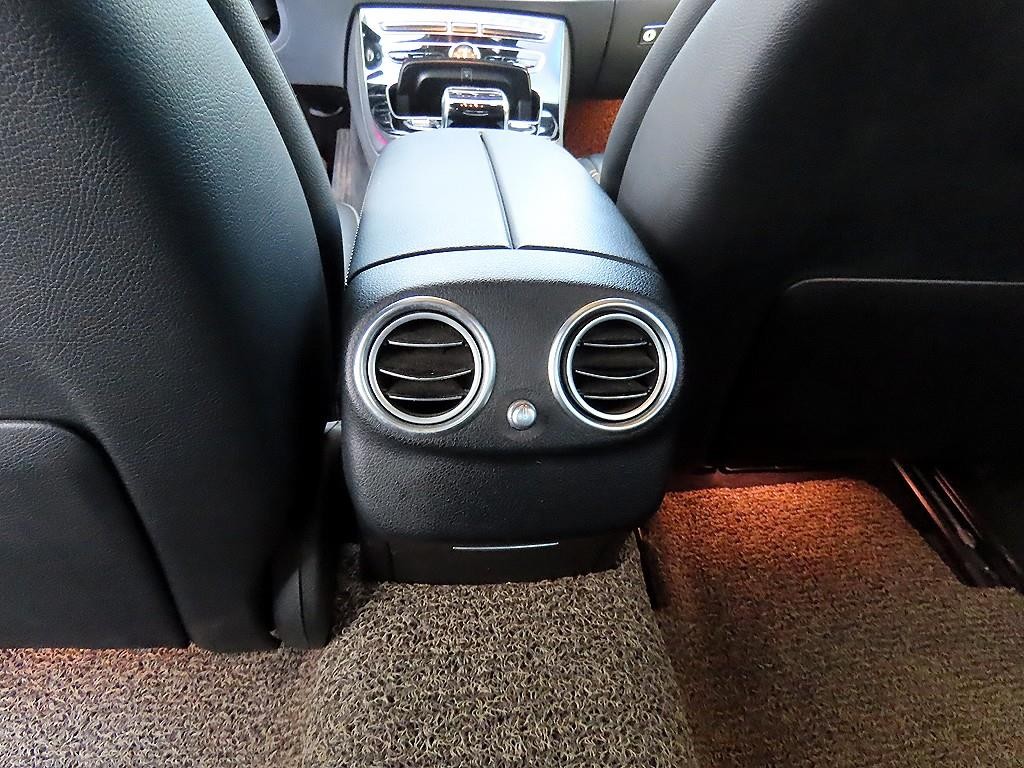 벤츠 E 클래스 E-클래스 W213 E300 아방가르드 이미지 16