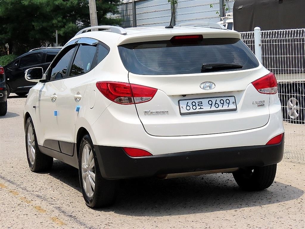 현대 투싼 투싼iX 2WD VGT LX20 럭셔리 이미지 3