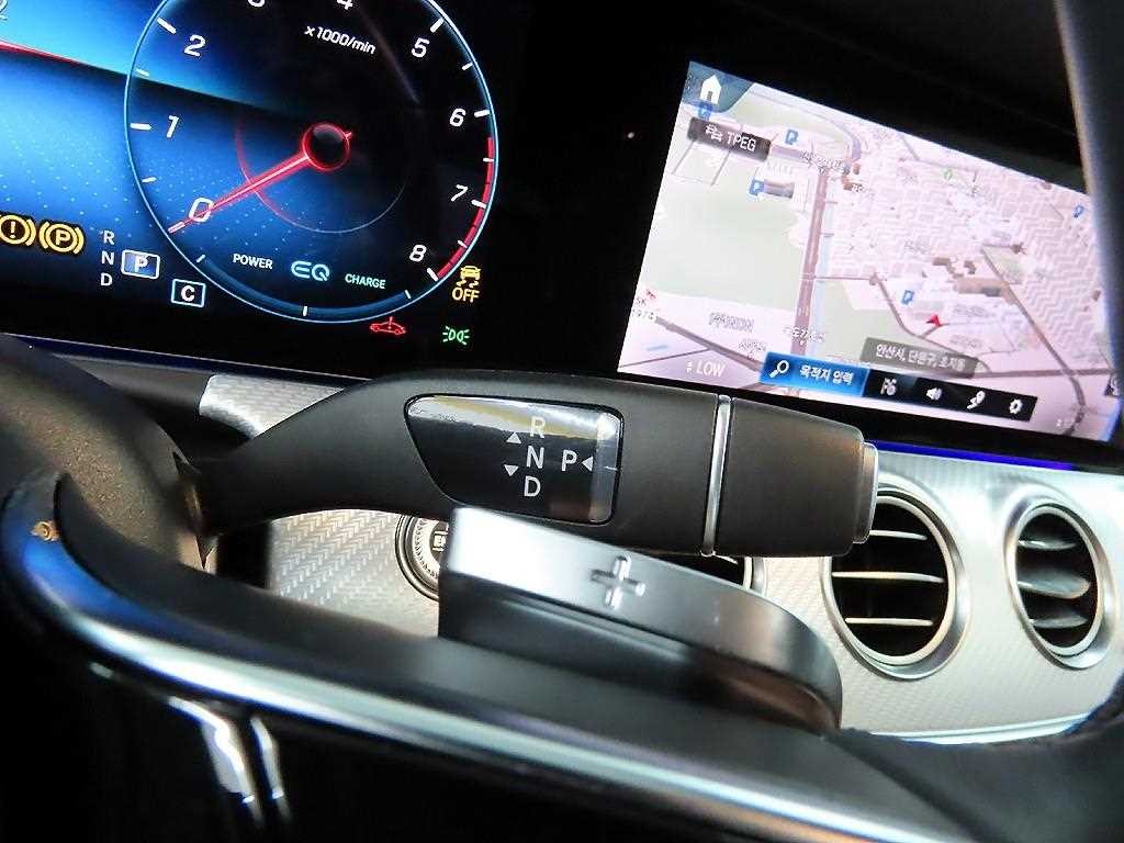 벤츠 E 클래스 E-클래스 W213 E350 4MATIC 아방가르드 이미지 10