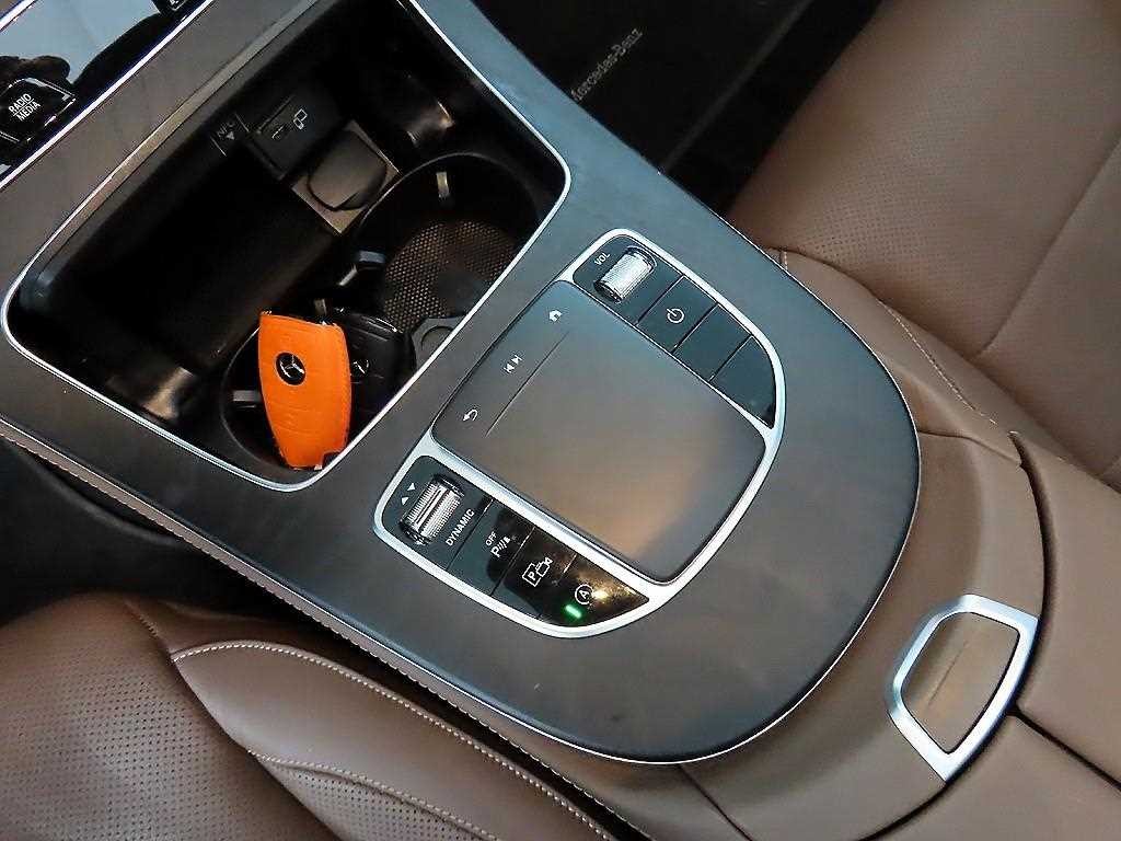 벤츠 E 클래스 E-클래스 W213 E350 4MATIC 아방가르드 이미지 13
