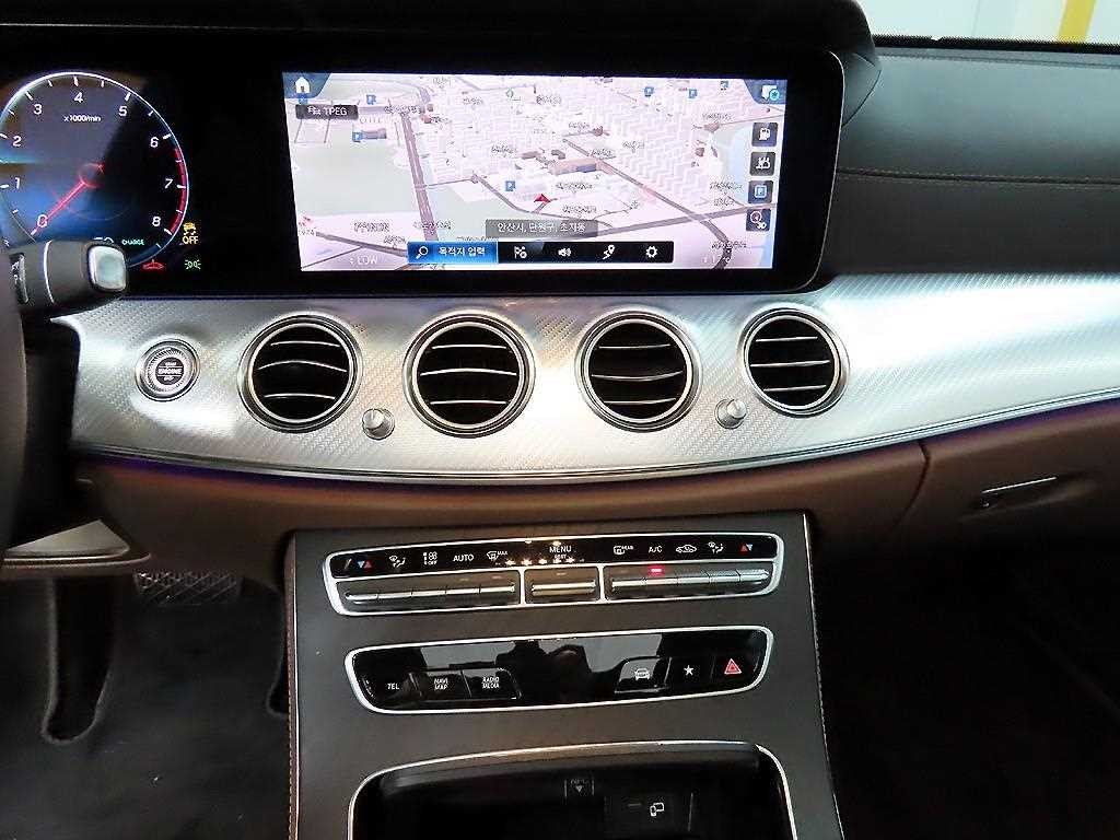 벤츠 E 클래스 E-클래스 W213 E350 4MATIC 아방가르드 이미지 15