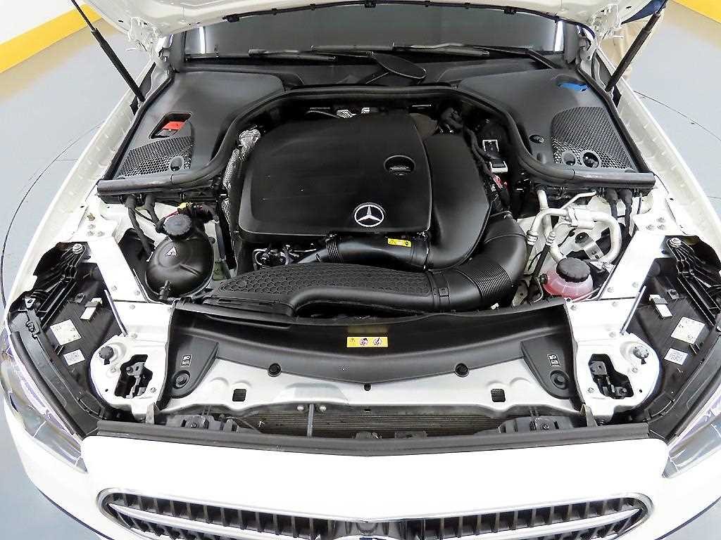 벤츠 E 클래스 E-클래스 W213 E350 4MATIC 아방가르드 이미지 19