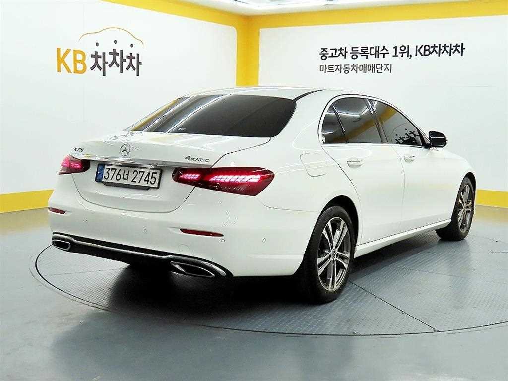 벤츠 E 클래스 E-클래스 W213 E350 4MATIC 아방가르드 이미지 4