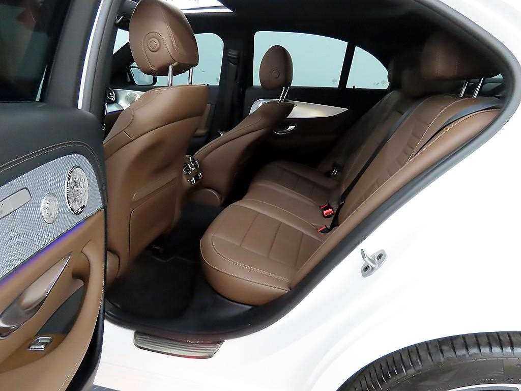 벤츠 E 클래스 E-클래스 W213 E350 4MATIC 아방가르드 이미지 6
