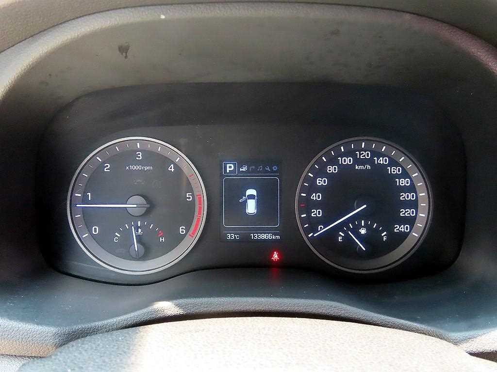 현대 투싼 올뉴투싼 디젤 1.7 2WD 스마트 이미지 9