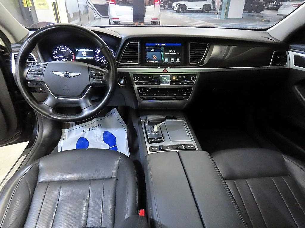 제네시스 G80 3.3 GDI AWD 럭셔리 이미지 10