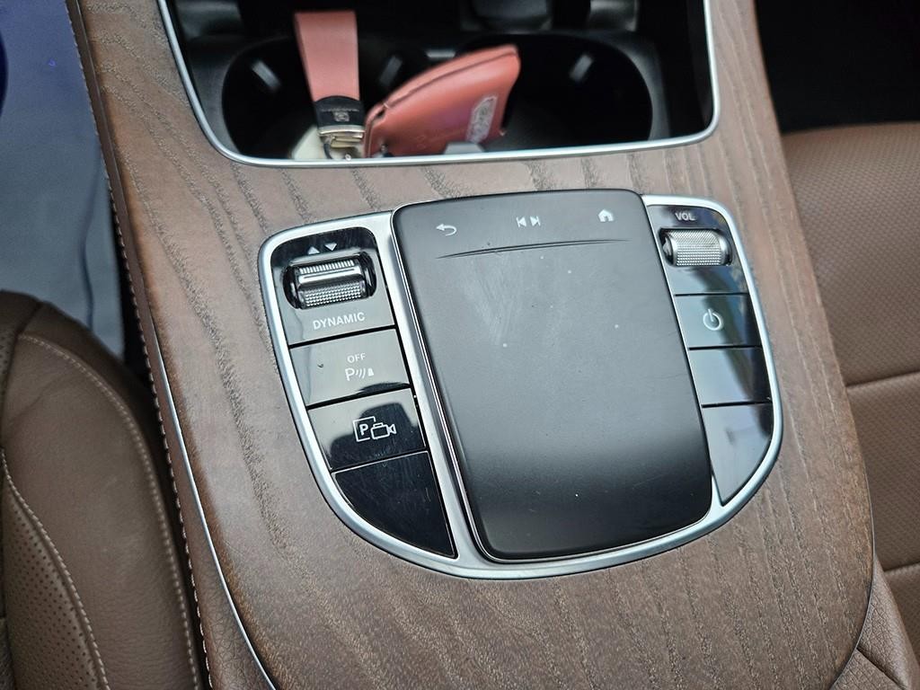 벤츠 E 클래스 E-클래스 W213 E300e 4MATIC 익스클루시브 이미지 12