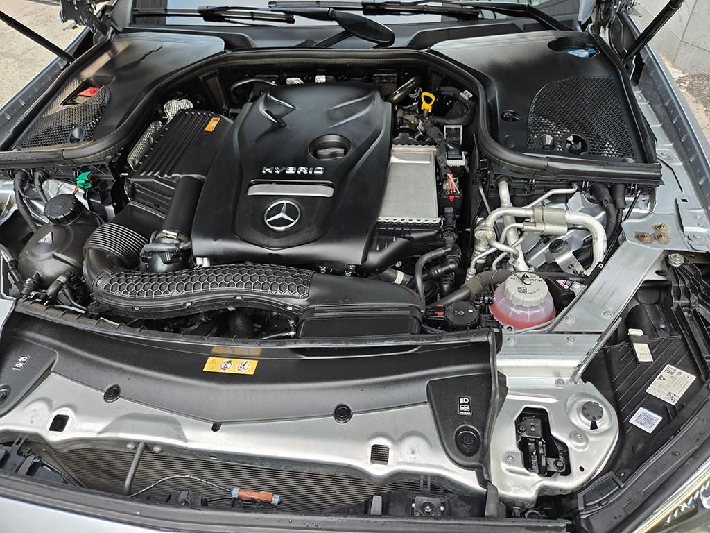 벤츠 E 클래스 E-클래스 W213 E300e 4MATIC 익스클루시브 이미지 19