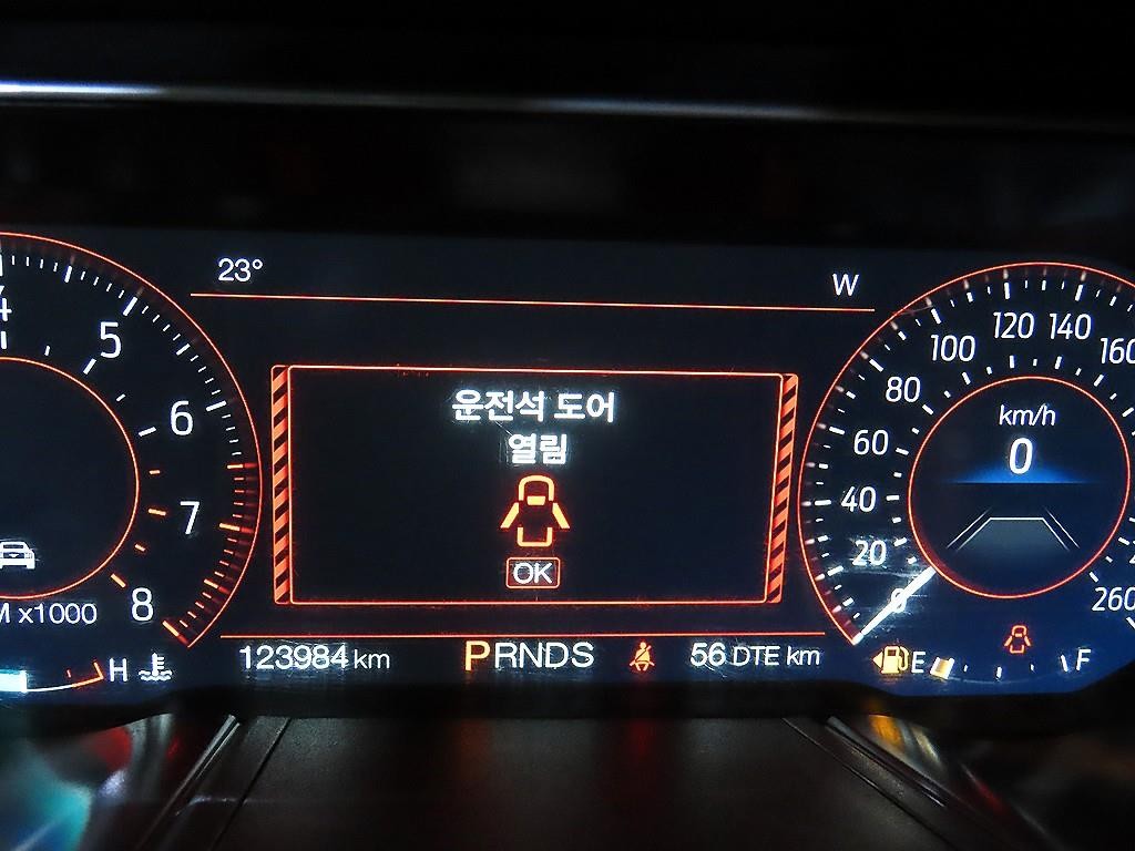 포드 머스탱 머스탱 6세대 2.3 쿠페 이미지 9