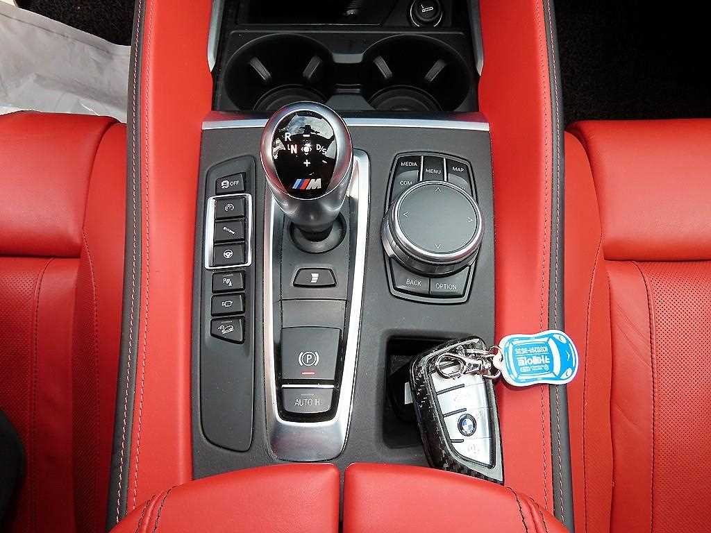 BMW X6M X6M (F86) 이미지 11
