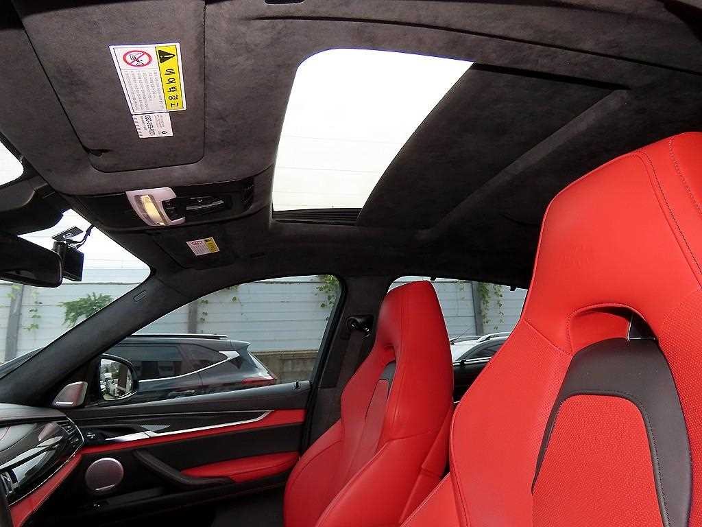 BMW X6M X6M (F86) 이미지 16
