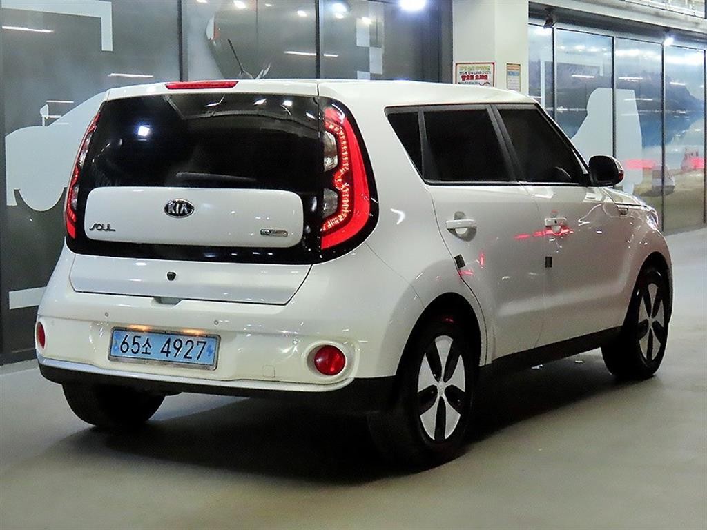 기아 쏘울 쏘울 EV EV 이미지 4