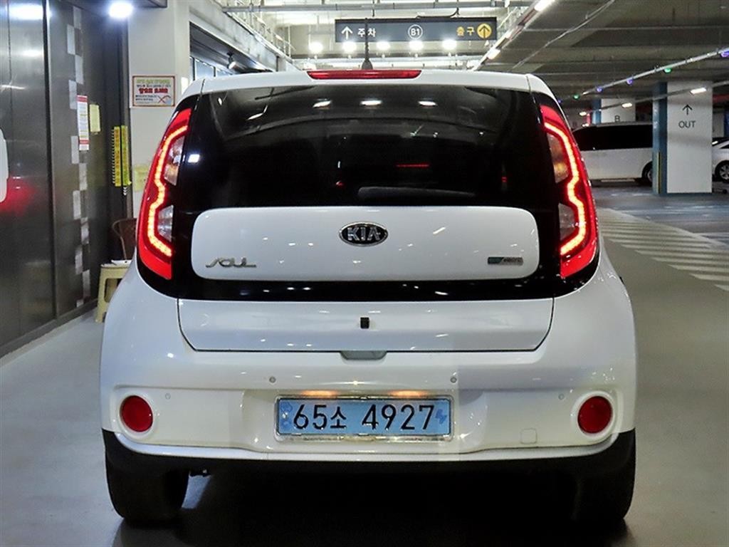 기아 쏘울 쏘울 EV EV 이미지 5