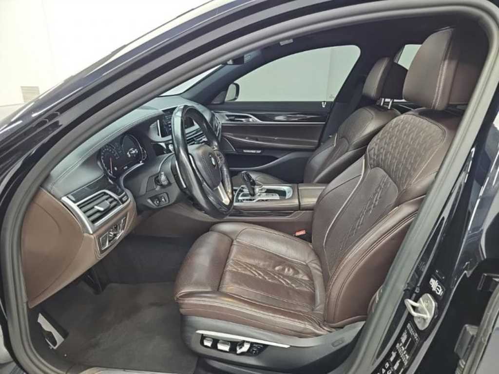 BMW 7시리즈 7시리즈 (G11) 740Li xDrive M SPORT 스포츠 이미지 11