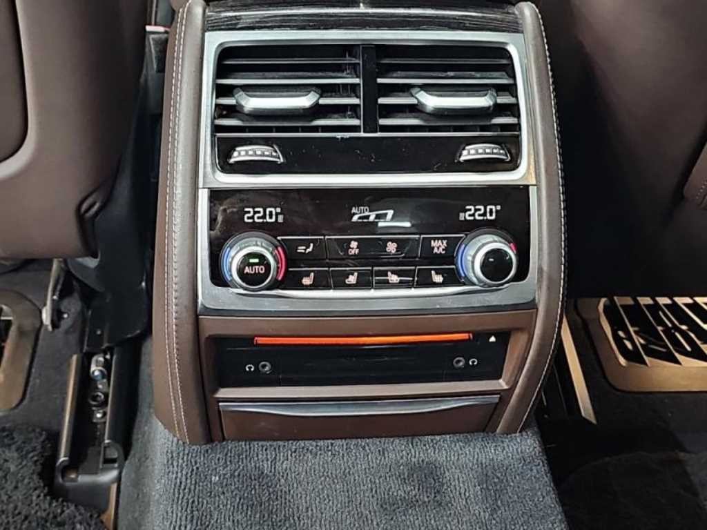 BMW 7시리즈 7시리즈 (G11) 740Li xDrive M SPORT 스포츠 이미지 13