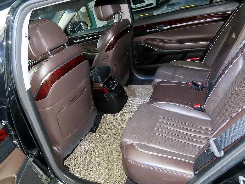 제네시스 EQ900 3.8 GDI AWD 프리미엄 럭셔리 이미지 7