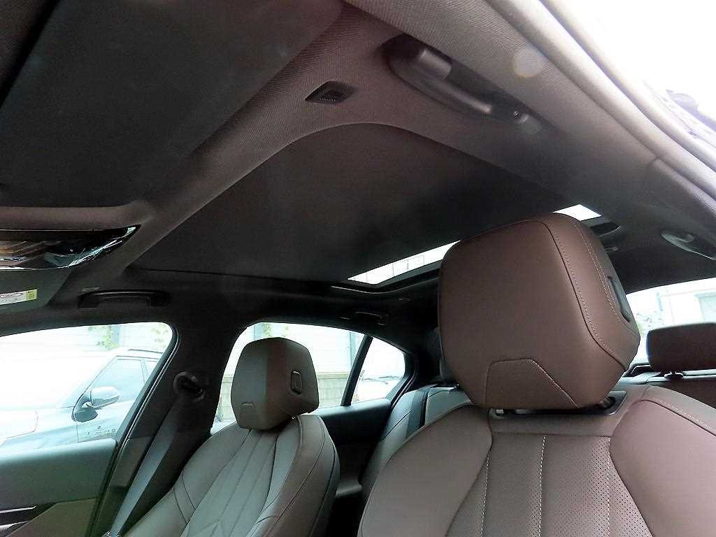 BMW 5시리즈 5시리즈 (G60) 530e 기본형 이미지 17
