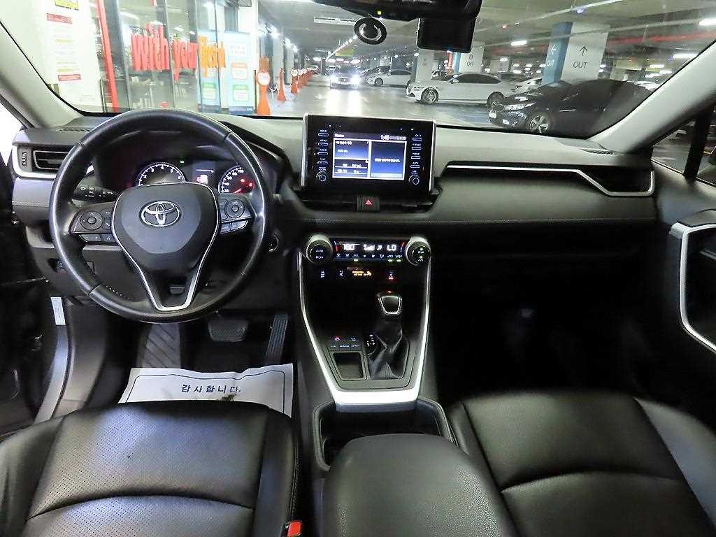 토요타 라브4 RAV4(5세대) 2.5 2WD 이미지 10