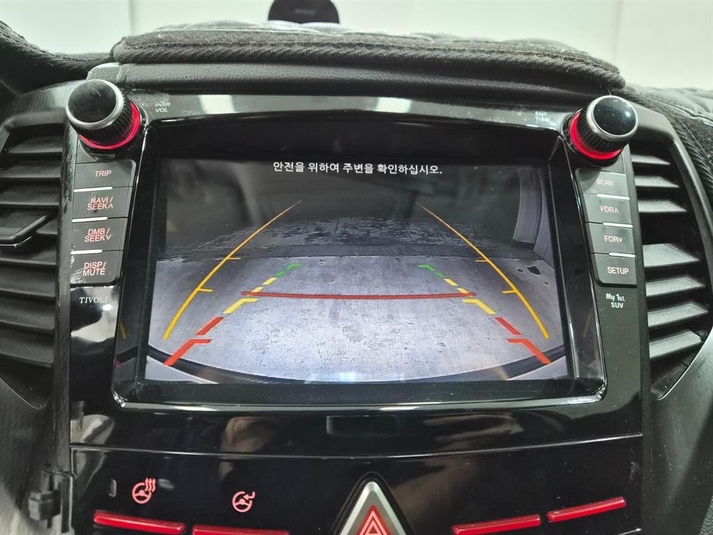 KG모빌리티(쌍용) 티볼리 티볼리 에어 2WD 디젤 1.6 IX 이미지 15
