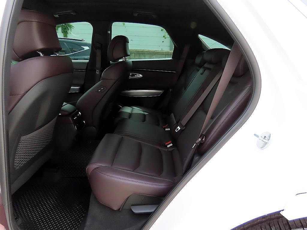 제네시스 GV70 2.5T 가솔린 2WD 기본형 이미지 6